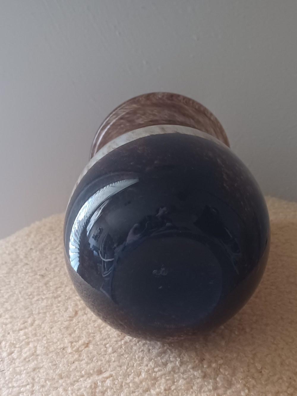 Handblown Art Glass Vase in Brown and White - Picture 6 of 8